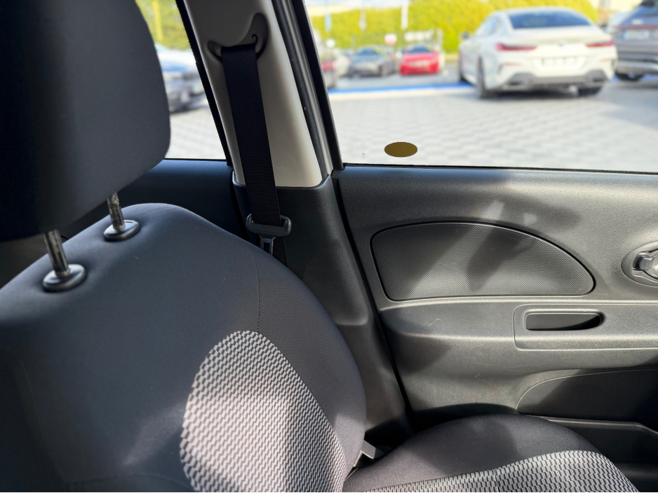 2017 Nissan Micra - image 26