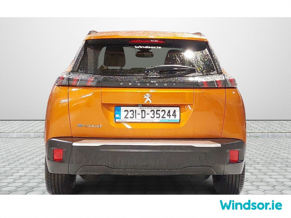 2023 Peugeot 2008 - image 6