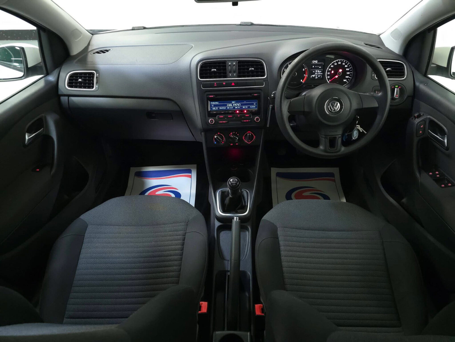 2013 Volkswagen Polo  €8,950