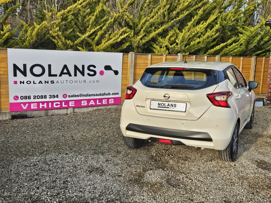 2017 Nissan Micra - image 9