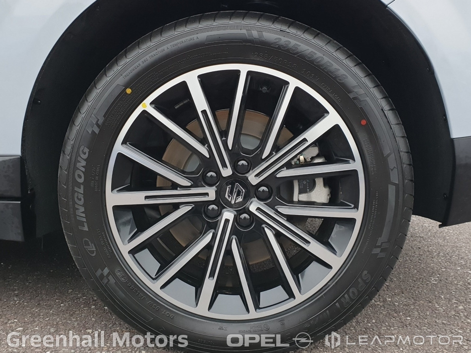 2026 Leapmotor B10 B10 Design €36,955