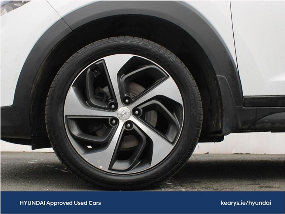 2018 Hyundai Tucson - image 8