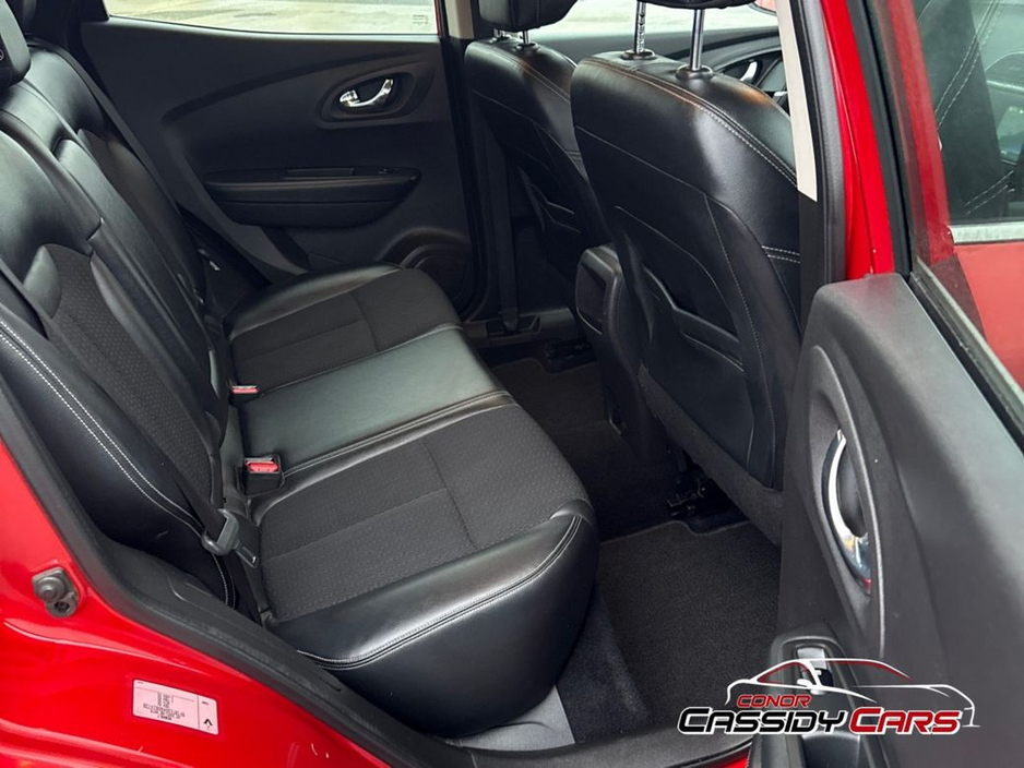 2019 Renault Kadjar - image 10