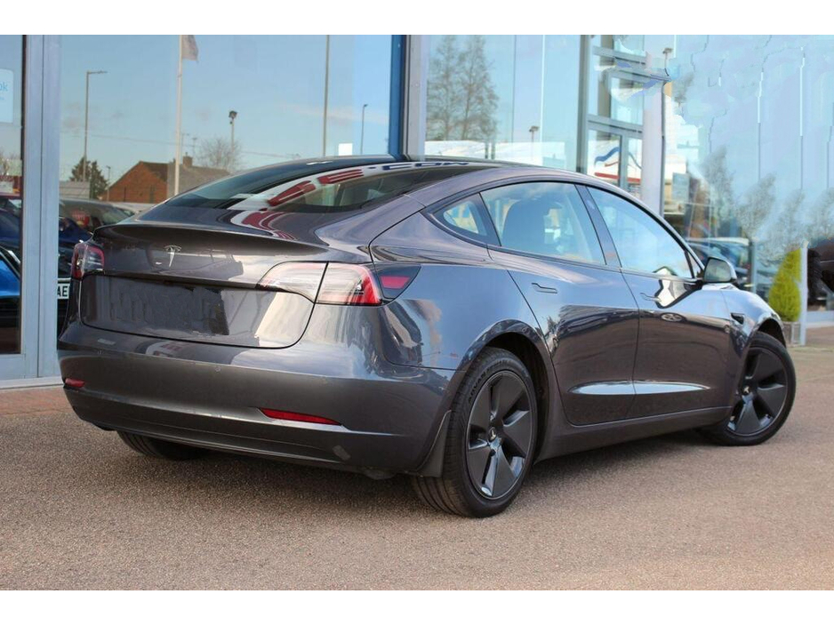 2021 Tesla Model 3 - image 2