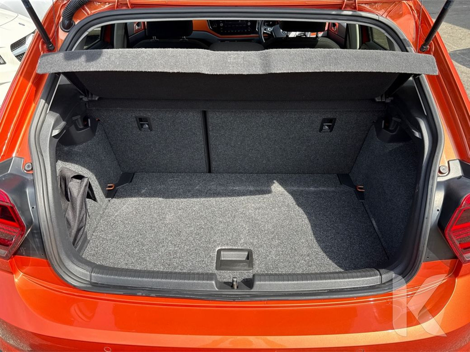 2022 Volkswagen Polo - image 16