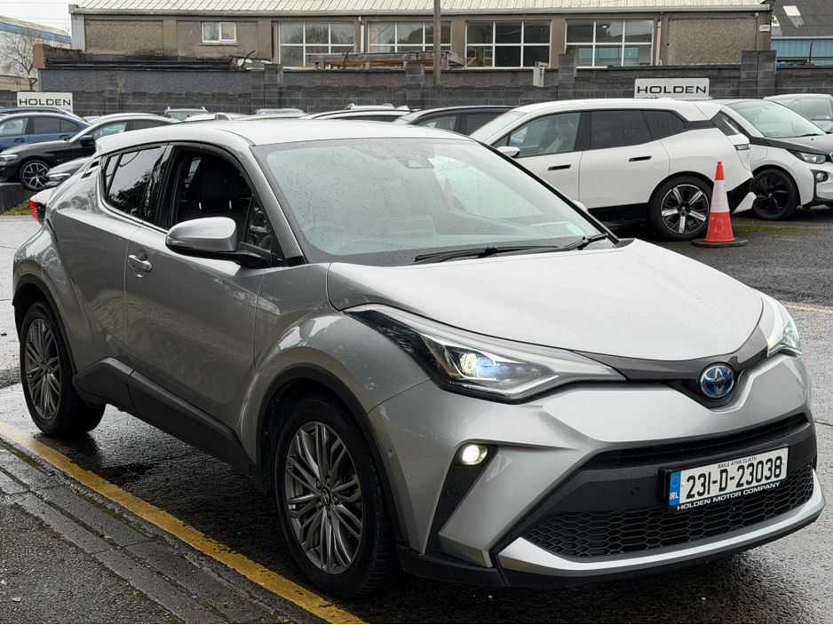 2023 Toyota C-HR HYBRID SOL..RAER CAMERA WITH PARK ASSIST €21,900