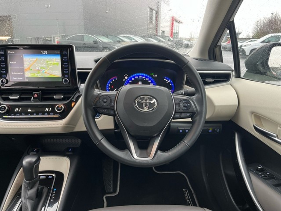 2020 Toyota Corolla - image 9
