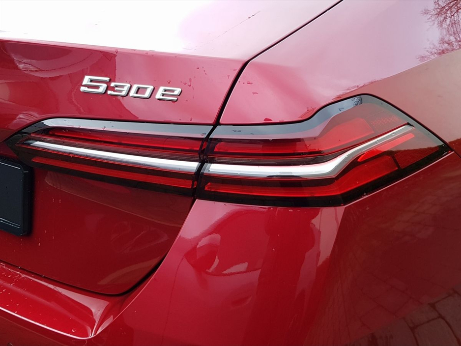 2026 BMW 5 Series 530e M Sport €76,300