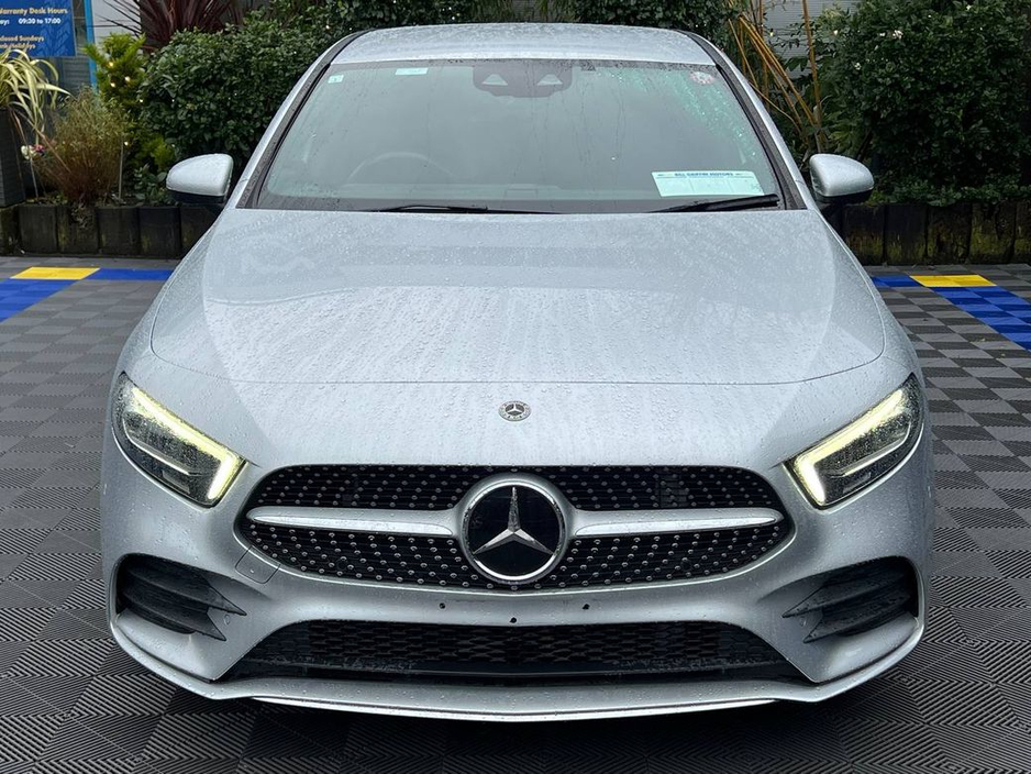 2019 Mercedes-Benz A Class A180 AMG-LINE PREMIUM PLUS 1.3 // VIRTUAL COCKPIT // AMG-LINE HEATED SPORT SEATS // 18" DIAMOND CUT ALLOYS €25,950