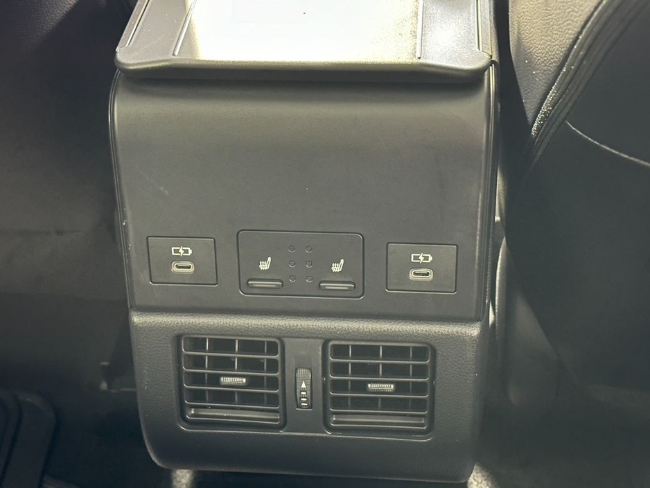 2024 Subaru Solterra - image 28