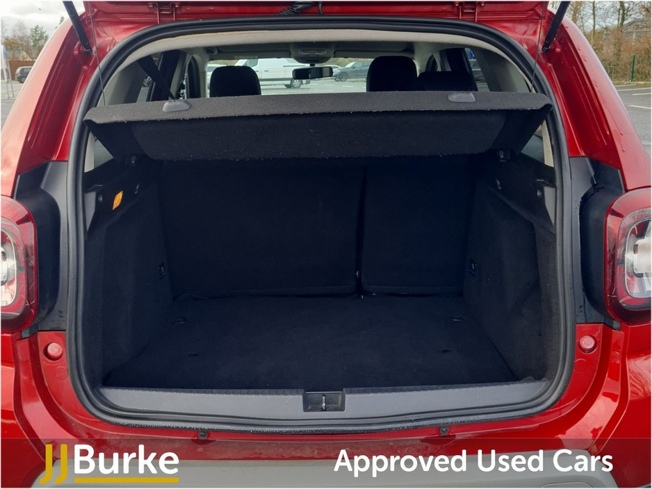 2020 Dacia Duster - image 12