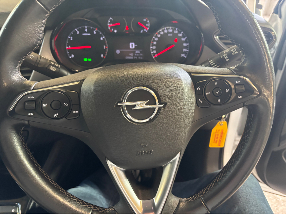 2023 Opel Crossland - image 12