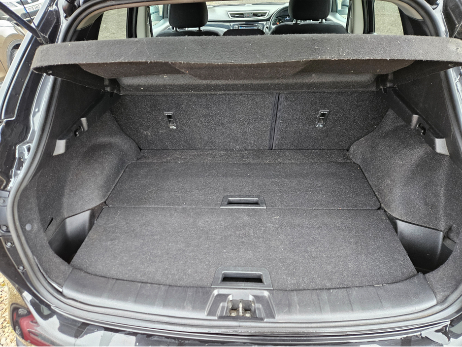 2014 Nissan Qashqai - image 10