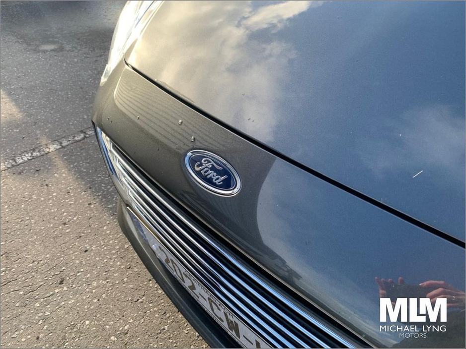 2020 Ford Fiesta - image 11