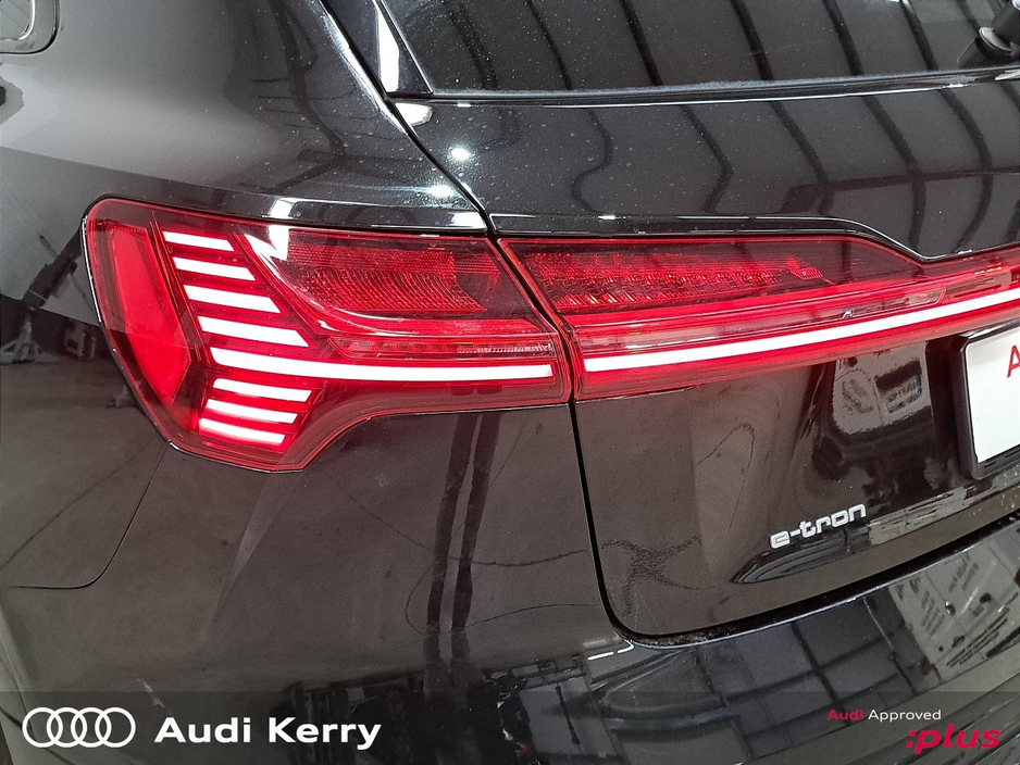 2021 Audi e-tron - image 30