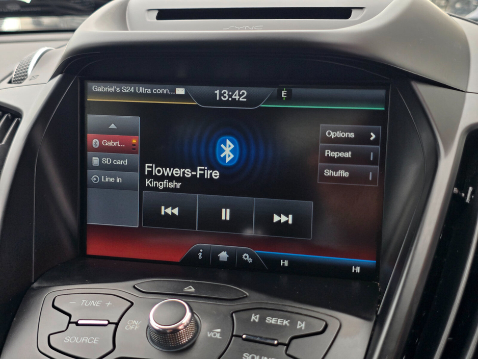 2016 Ford Kuga - image 29