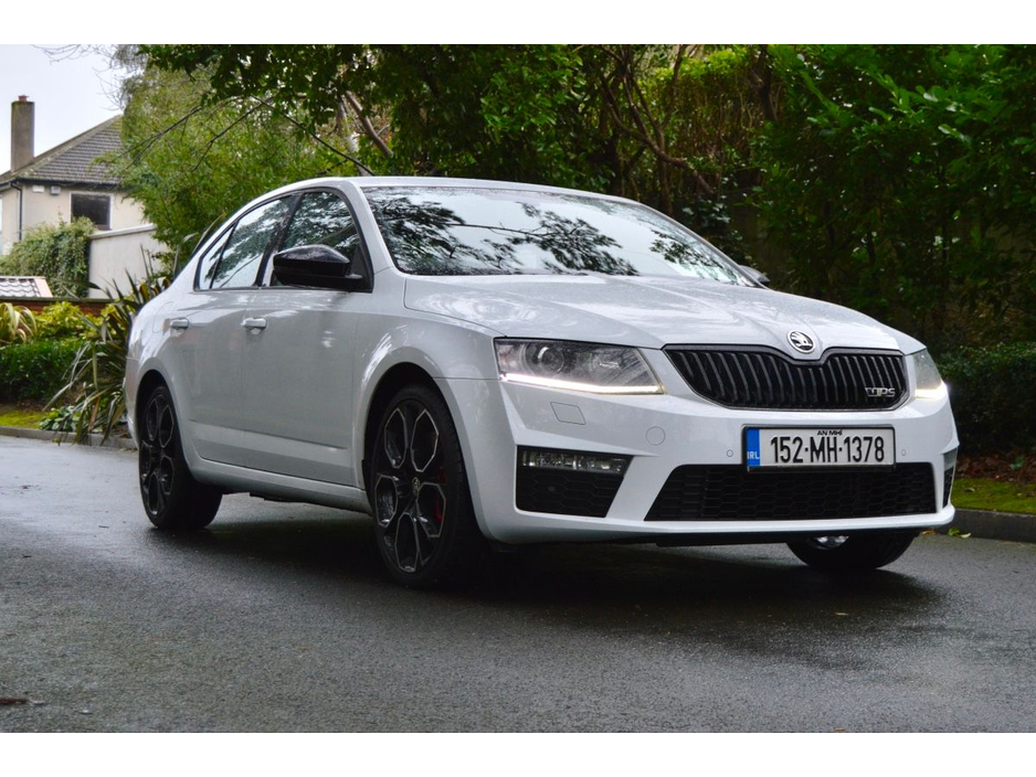 2015 Skoda Octavia RS 2.0TSI 230HP