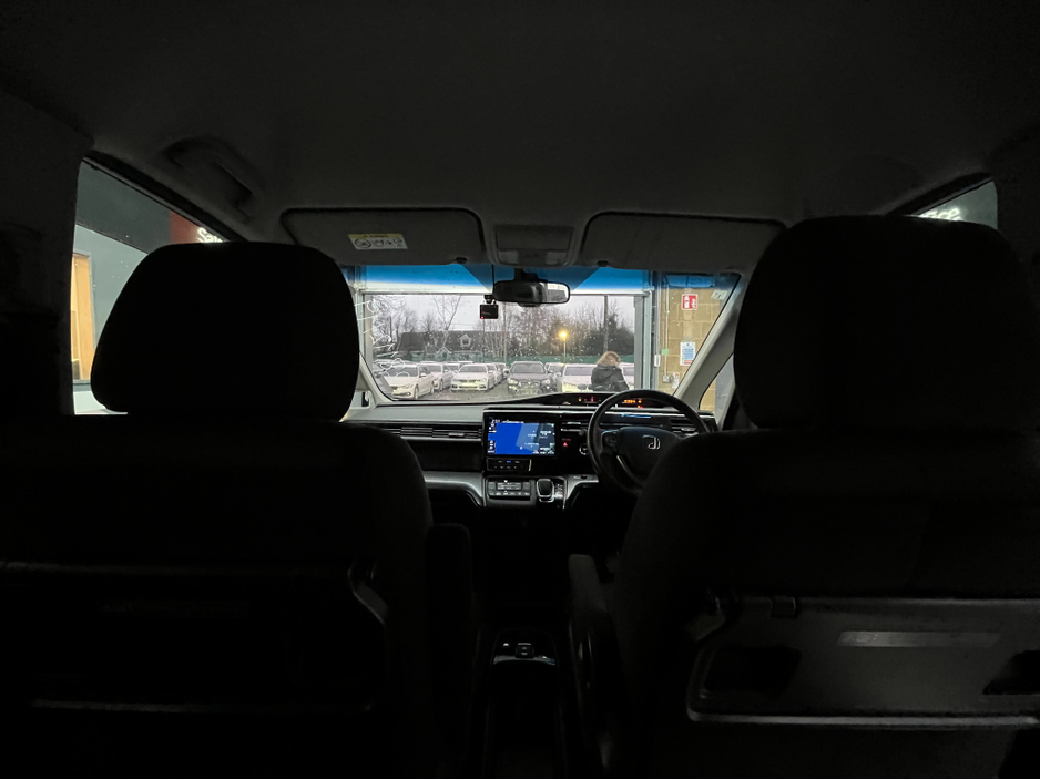 2019 Honda Stepwagon - image 17