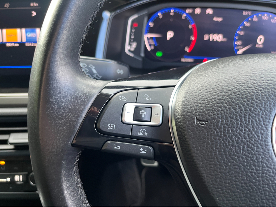 2020 Volkswagen Polo COMFORTLINE AUTOMATIC 1.0 PETROL //ADAPTIVE CRUISE CONTROL//KEYLESS ENTRY//WIRELESS PHONE CHARGING//REVERSE CAMERA// €17,950