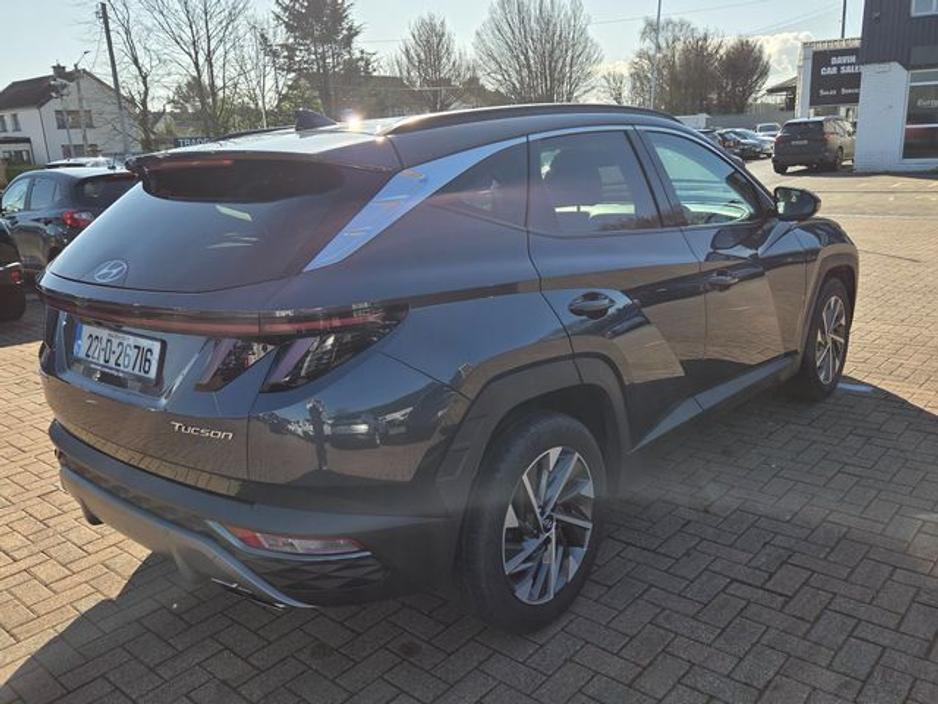 2022 Hyundai Tucson - image 4