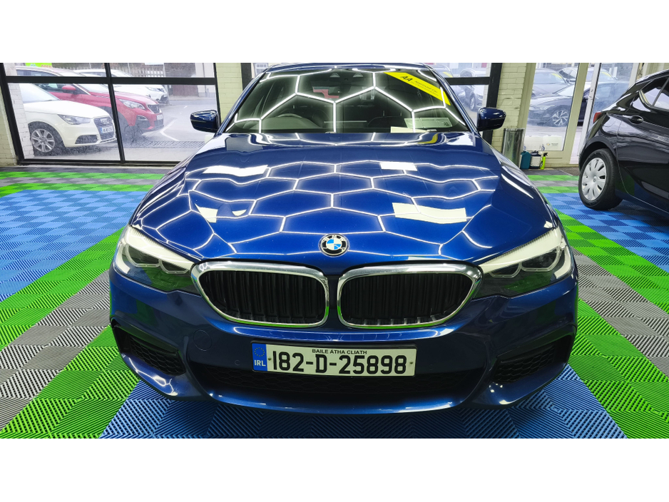 2018 BMW 5 Series - image 2