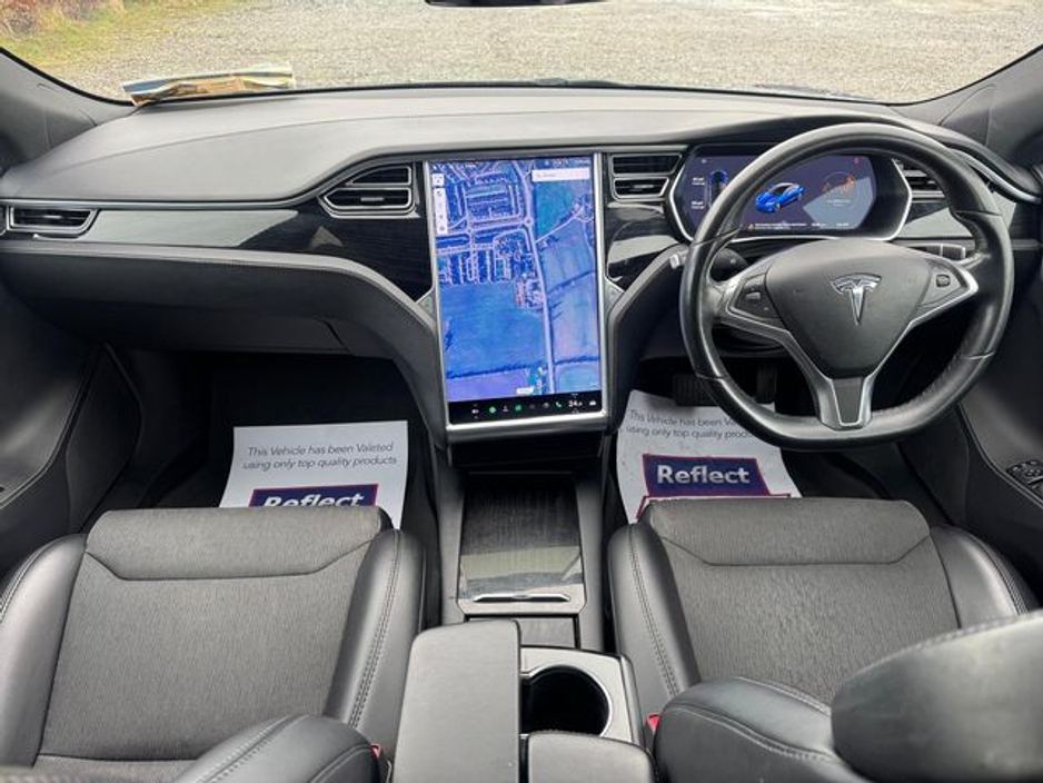 2018 Tesla Model S - image 10