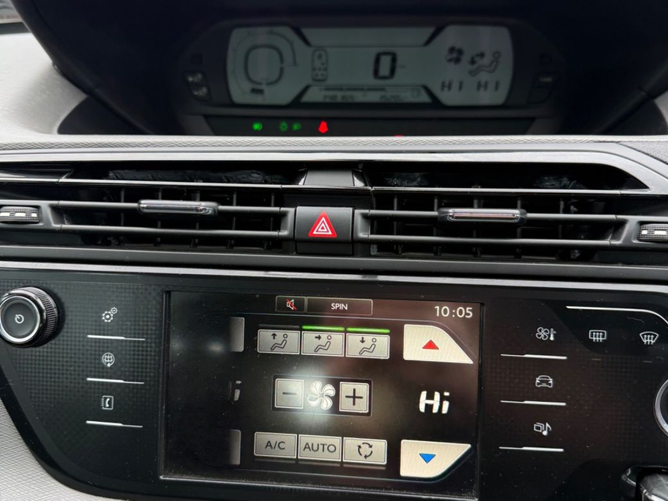 2014 Citroen C4 - image 9