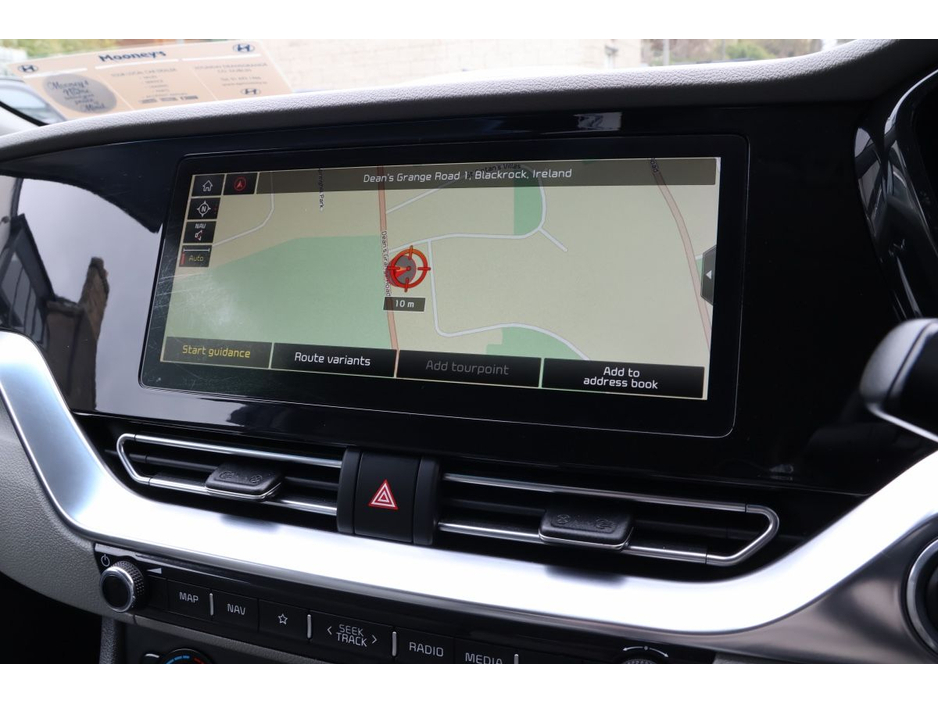 2020 Kia Niro - image 17