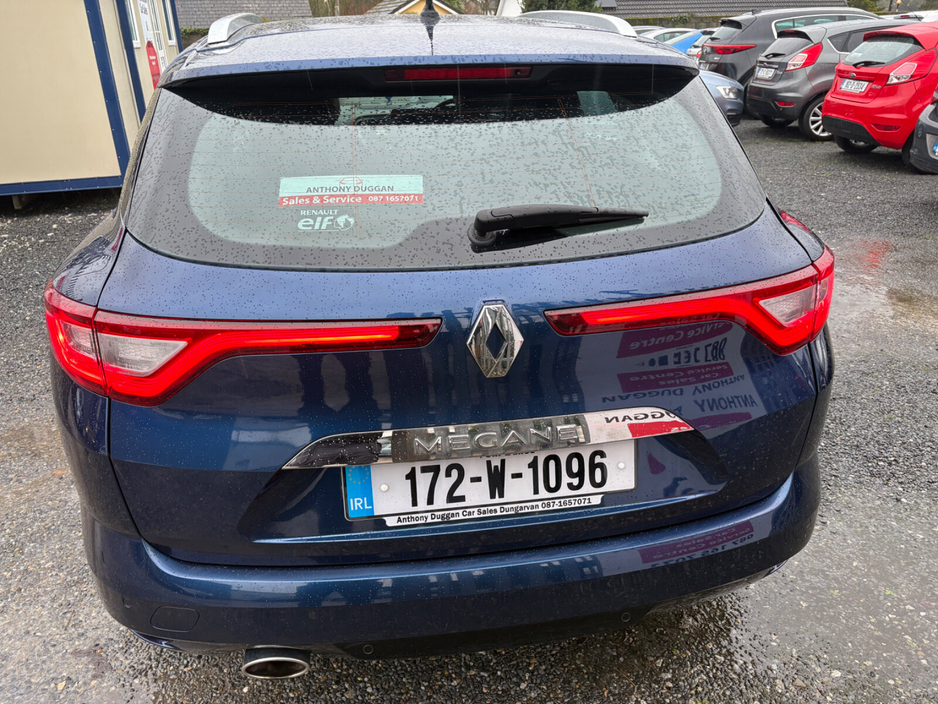 2017 Renault Megane - image 4
