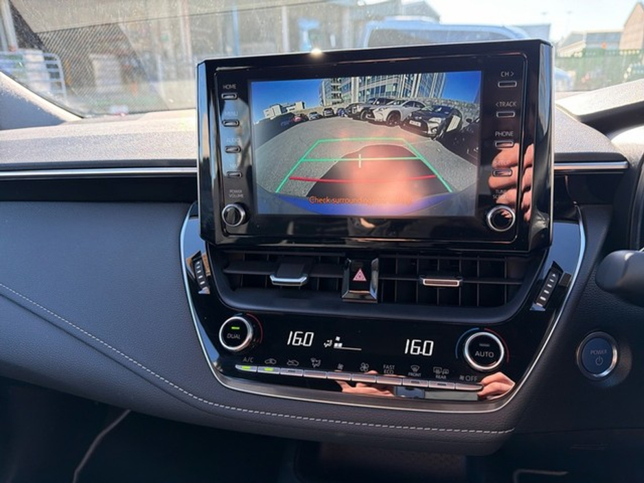 2022 Toyota Corolla - image 14