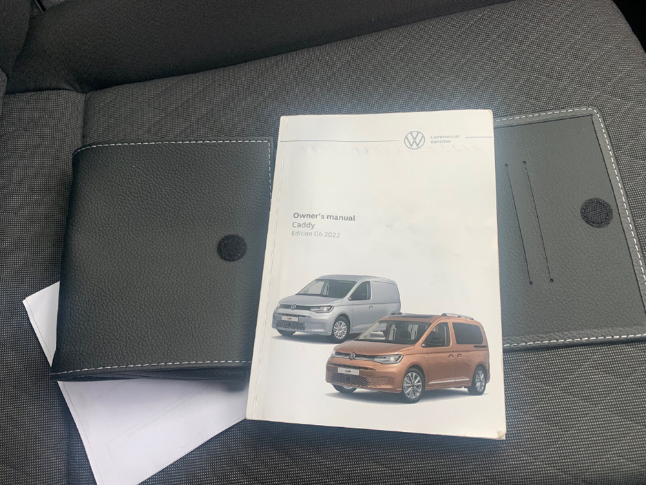 2023 Volkswagen Caddy Maxi LIFE 2.0 TDI DSG 7 SEATER // GREAT CONDITION // ONE OWNER // DOCUMENTED SERVICE HISTORY // 02/27 NCT AND €210 ROAD TAX // €38,950