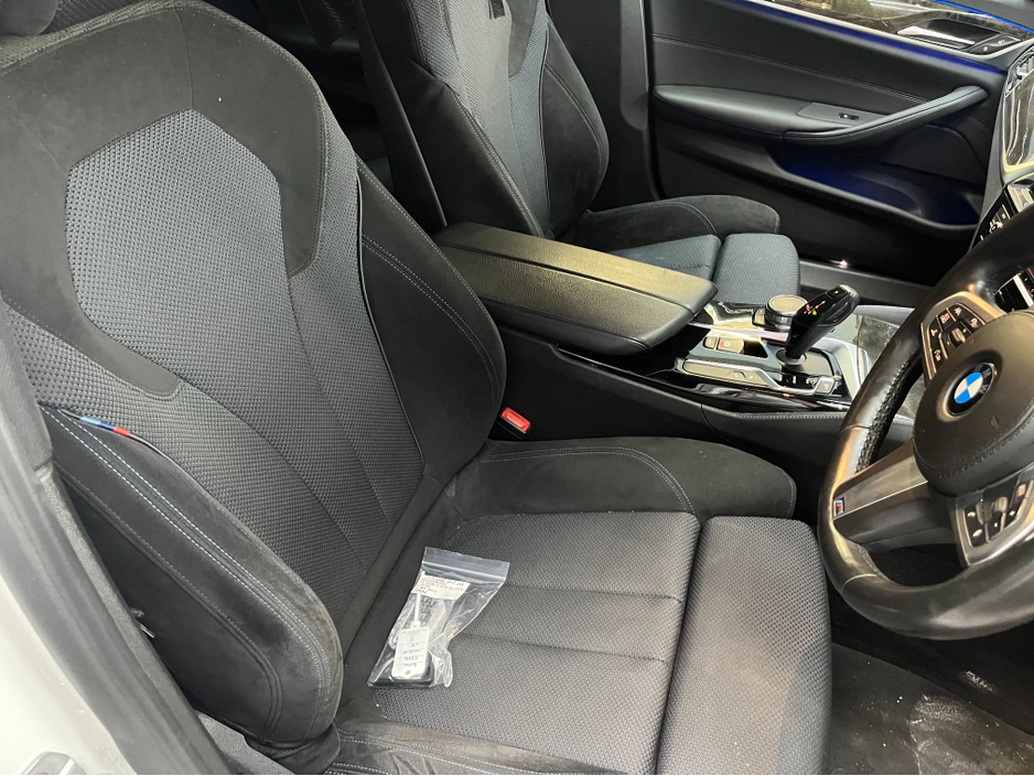 2018 BMW 5 Series - image 13