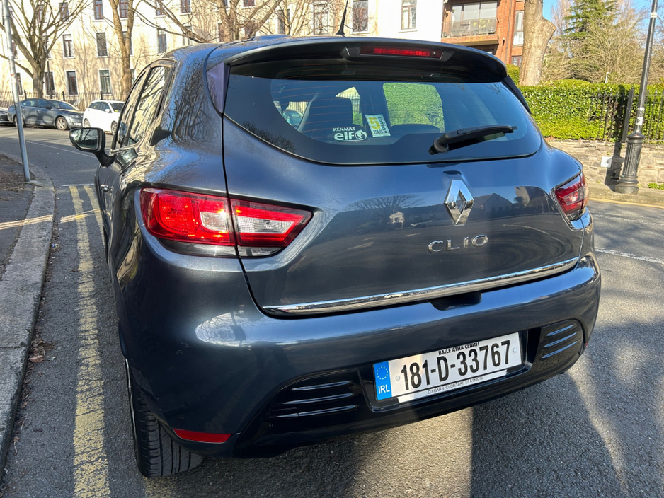 2018 Renault Clio - image 5