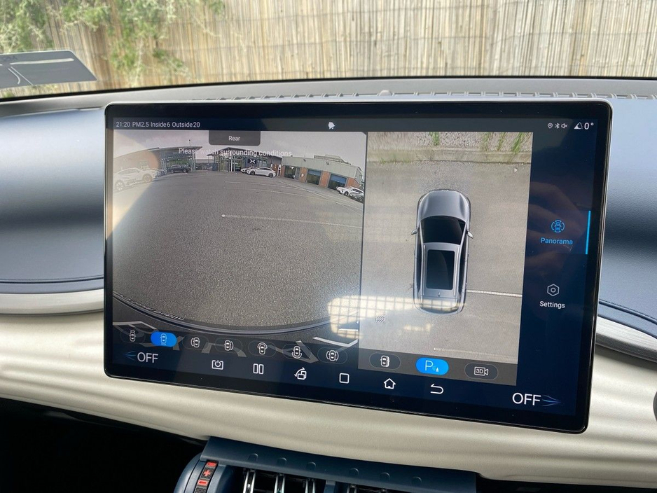 2025 BYD ATTO 3 - image 18