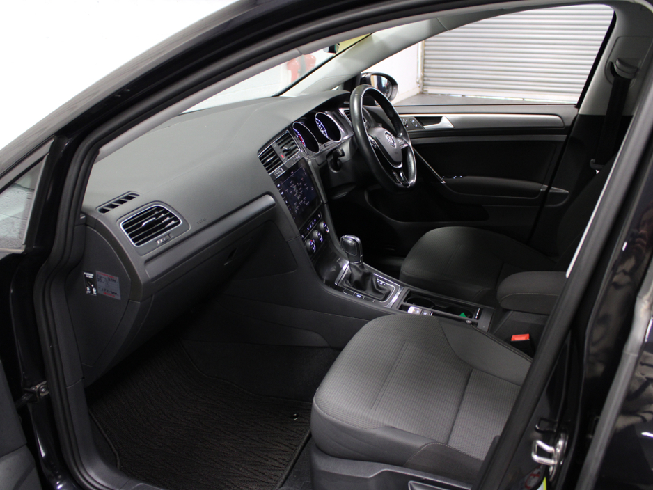 2017 Volkswagen Golf 1.2 TSI COMFORTLINE €16,450