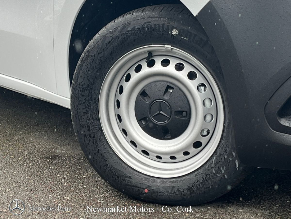 2026 Mercedes-Benz Citan - image 2
