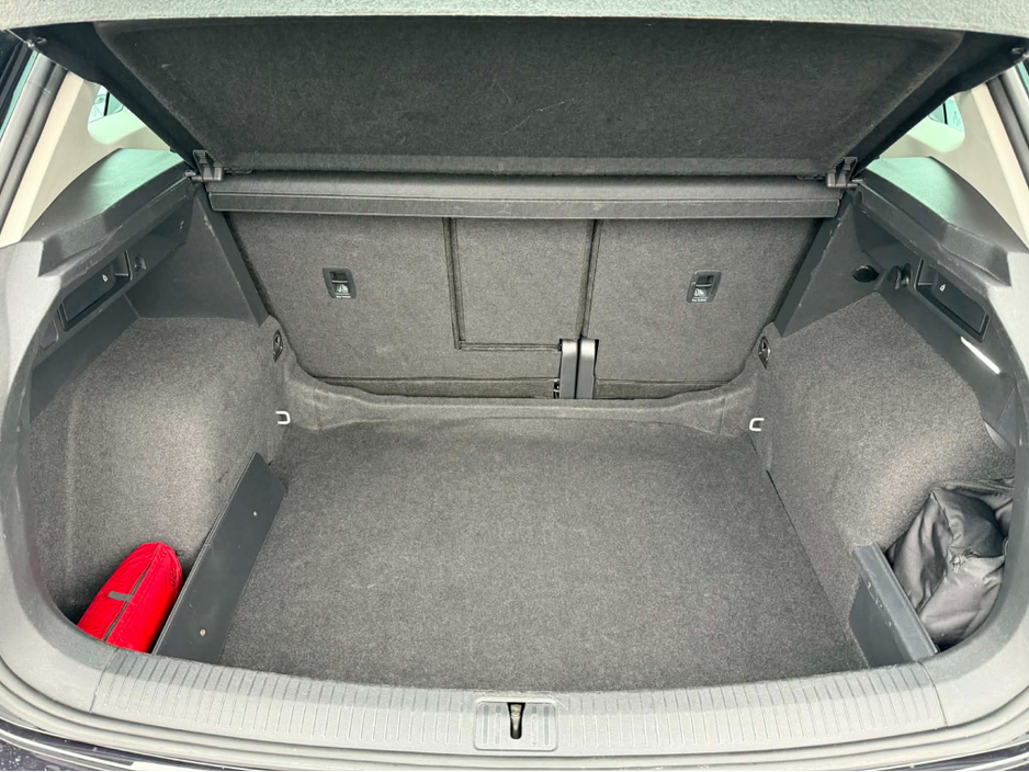 2023 Volkswagen Tiguan ELEGANCE 2.0 TDI MANUAL 6SPEED FWD 150BHP €39,450