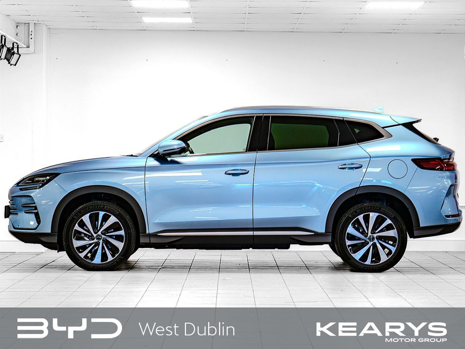 2025 BYD Seal U - image 5