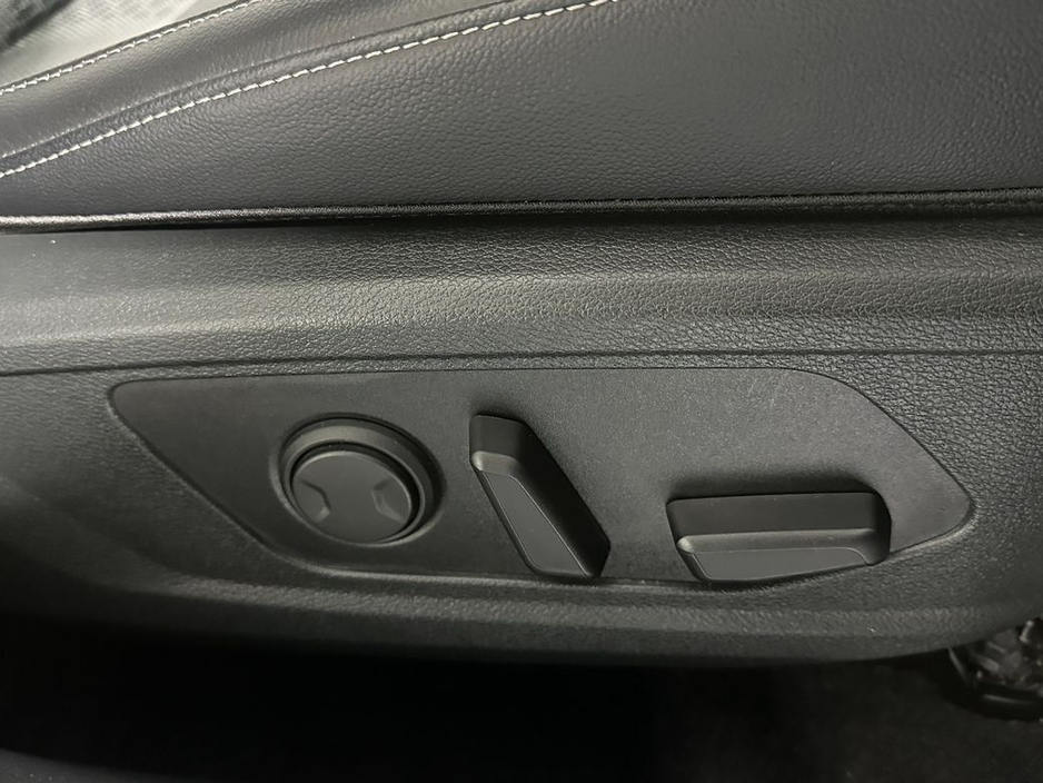 2025 Kia Sportage - image 18