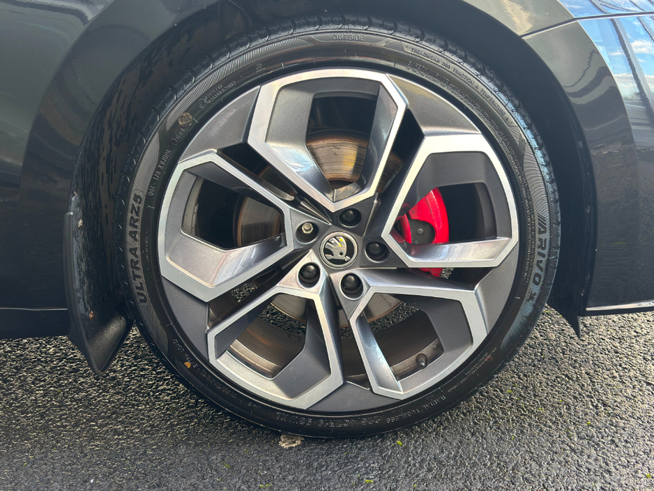 2022 Skoda Octavia vRS 2.0TDi DSG ESTATE 200HP €35,990