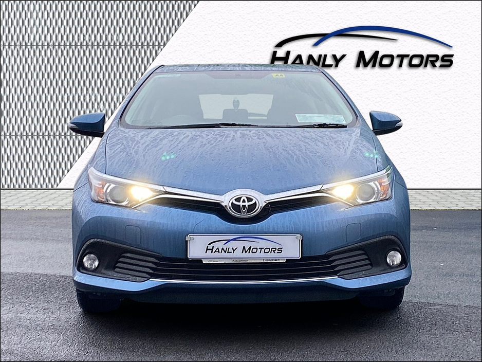 2016 Toyota Auris 1.4 D-4D LUNA 4DR €10,995