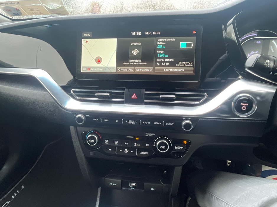 2020 Kia Niro - image 6