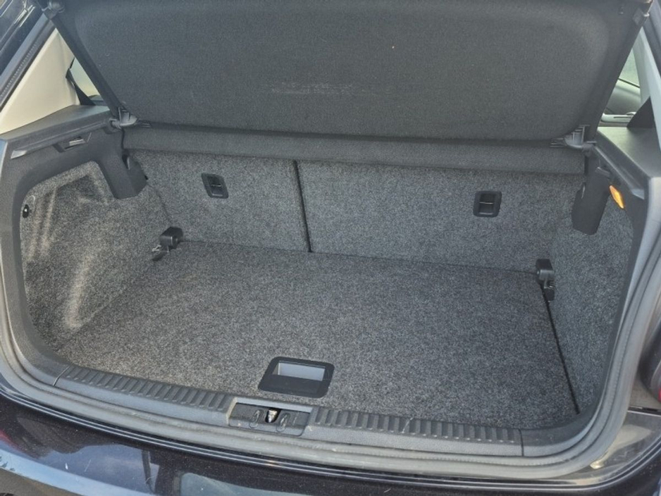 2016 Volkswagen Polo - image 11