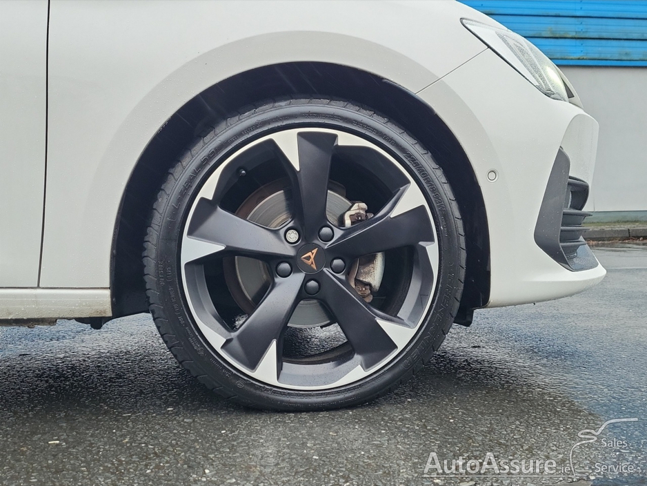 2023 Cupra Leon 1.5 E-TSI 150BHP DSG AUTO *** Heated Sport Seats / Apple Carplay / Park Assist *** €26,900