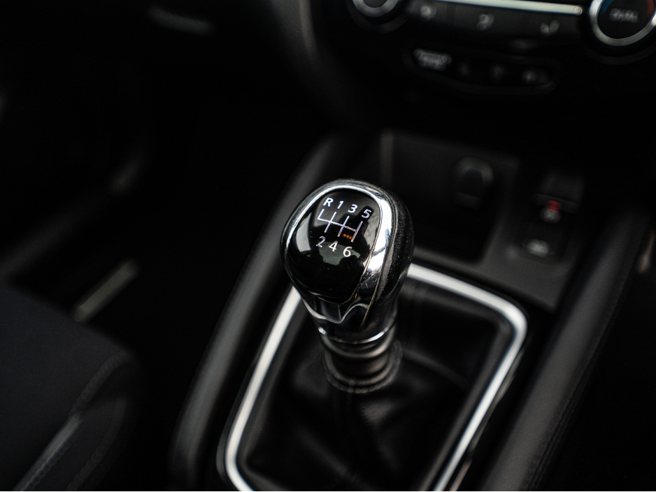 2018 Nissan Qashqai - image 28