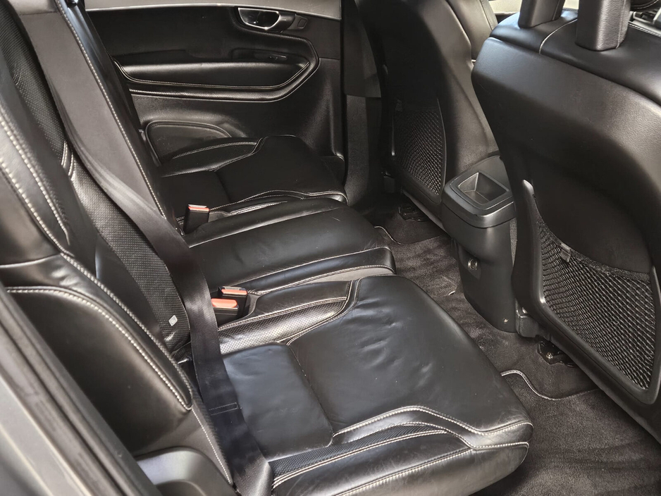 2018 Volvo XC90 - image 6