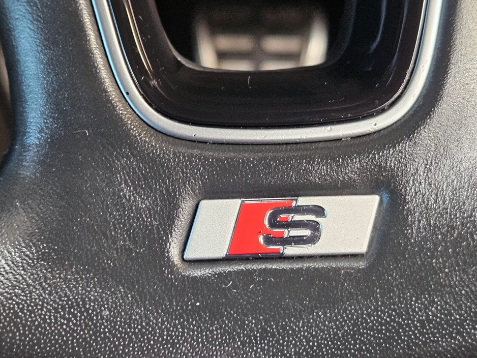 2019 Audi A4 - image 7