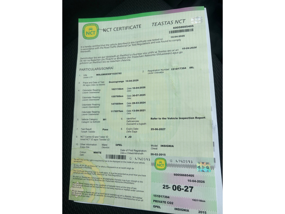 2015 Opel Insignia - image 25