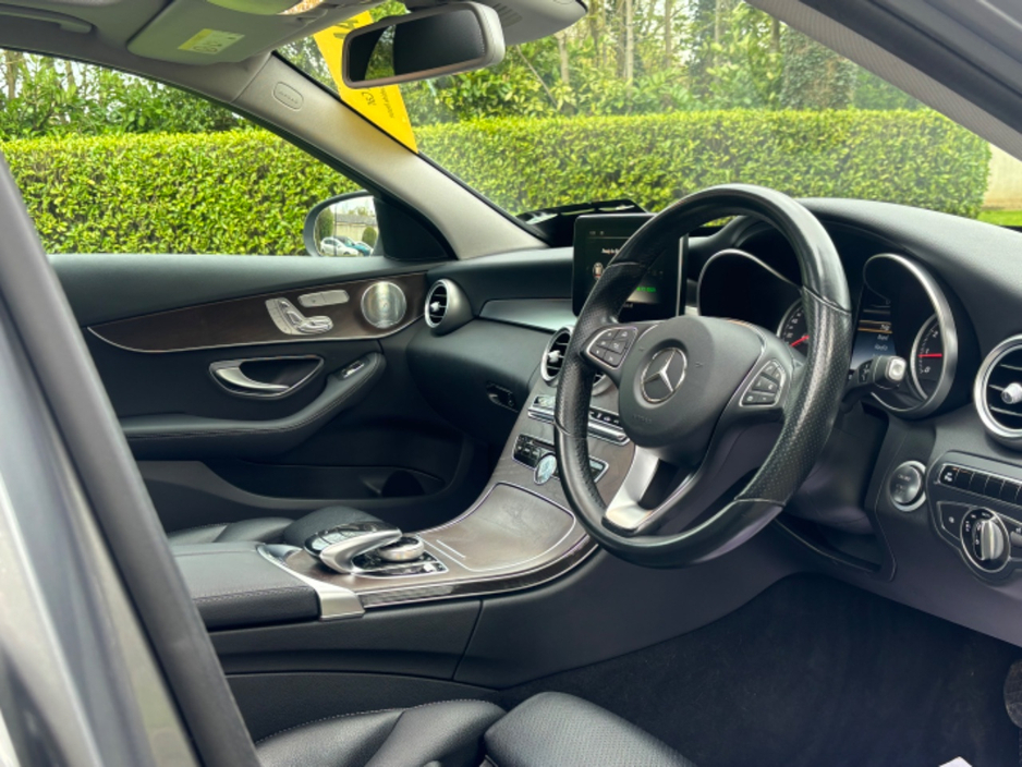 2016 Mercedes-Benz C Class - image 8