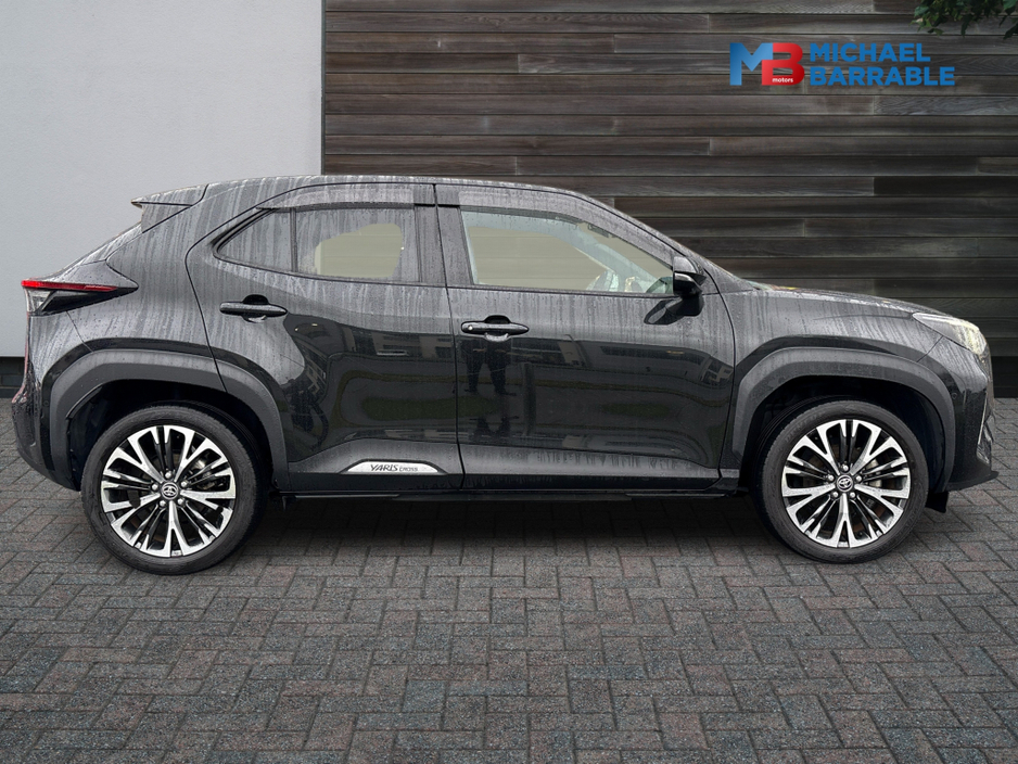 2023 Toyota Yaris Cross 1.5L Petrol Hybrid Automatic €26,950